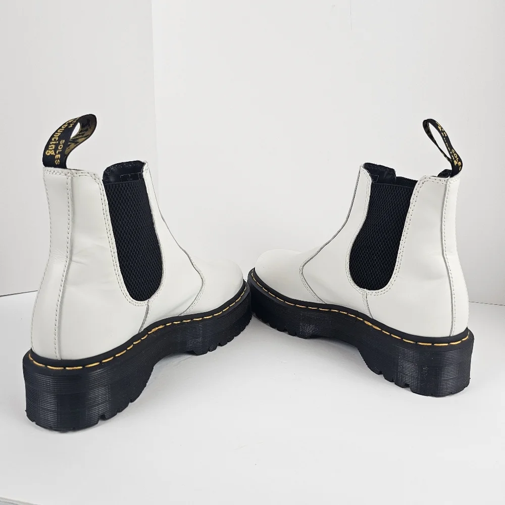 Doc Martens Dr. Martens 2976 Yellow‎ Stitch Smooth Leather Chelsea Boots M8/L9